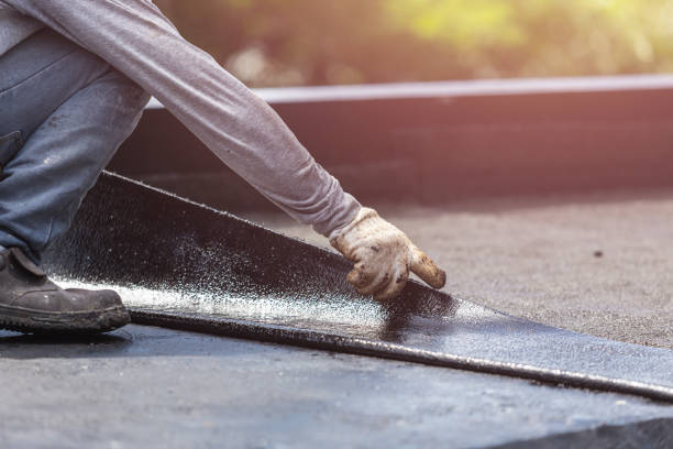 Professional Crawl Space Encapsulation technician working in Saint Louis, MI